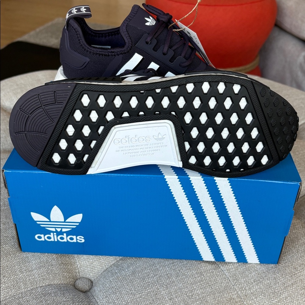 Adidas Men's Navy and White Sneakers - Picture 6 of 8